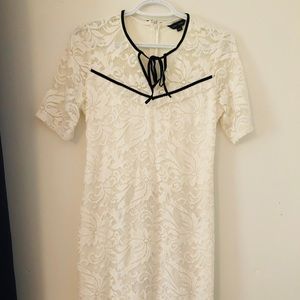 White lace maternity dress